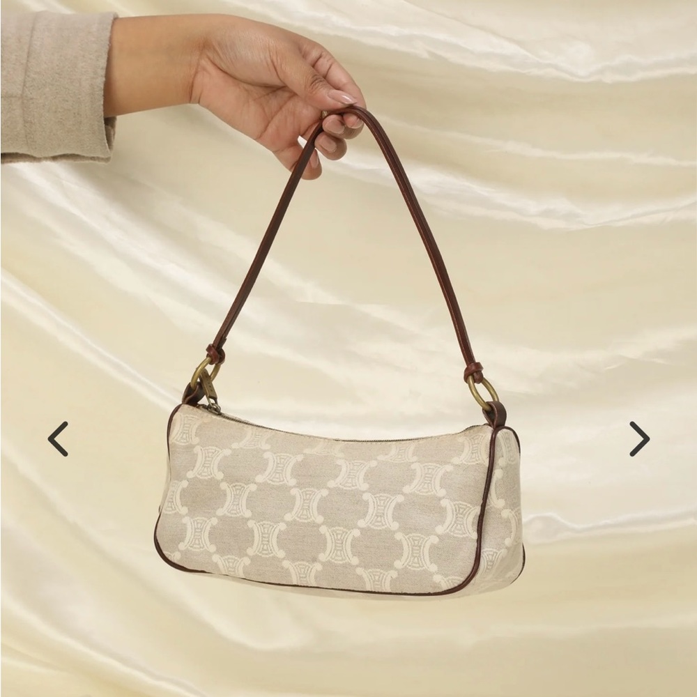 Authentic Celine Triomphe Pochette - Picture 9 of 16